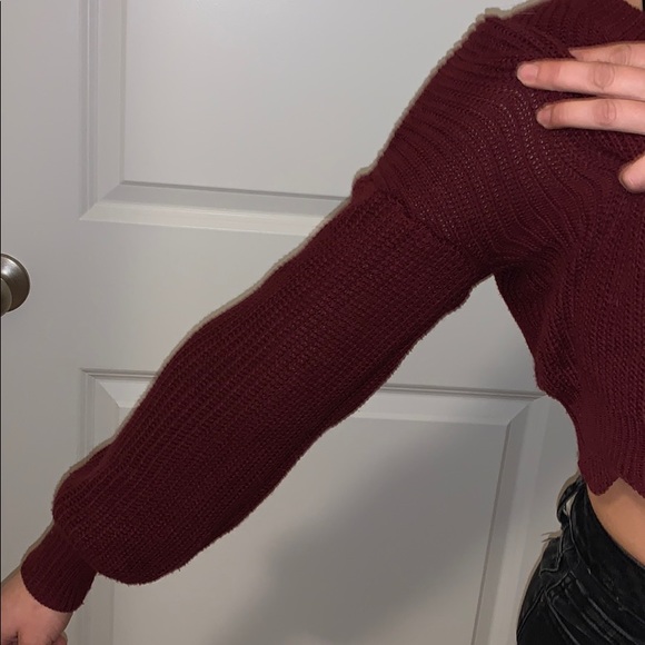 Cropped sweater - Picture 3 of 3